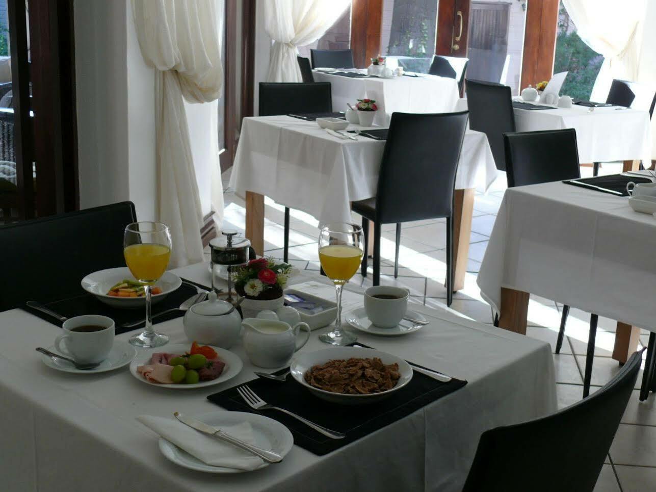 No66 Sandton Lodge Johannesbourg Extérieur photo