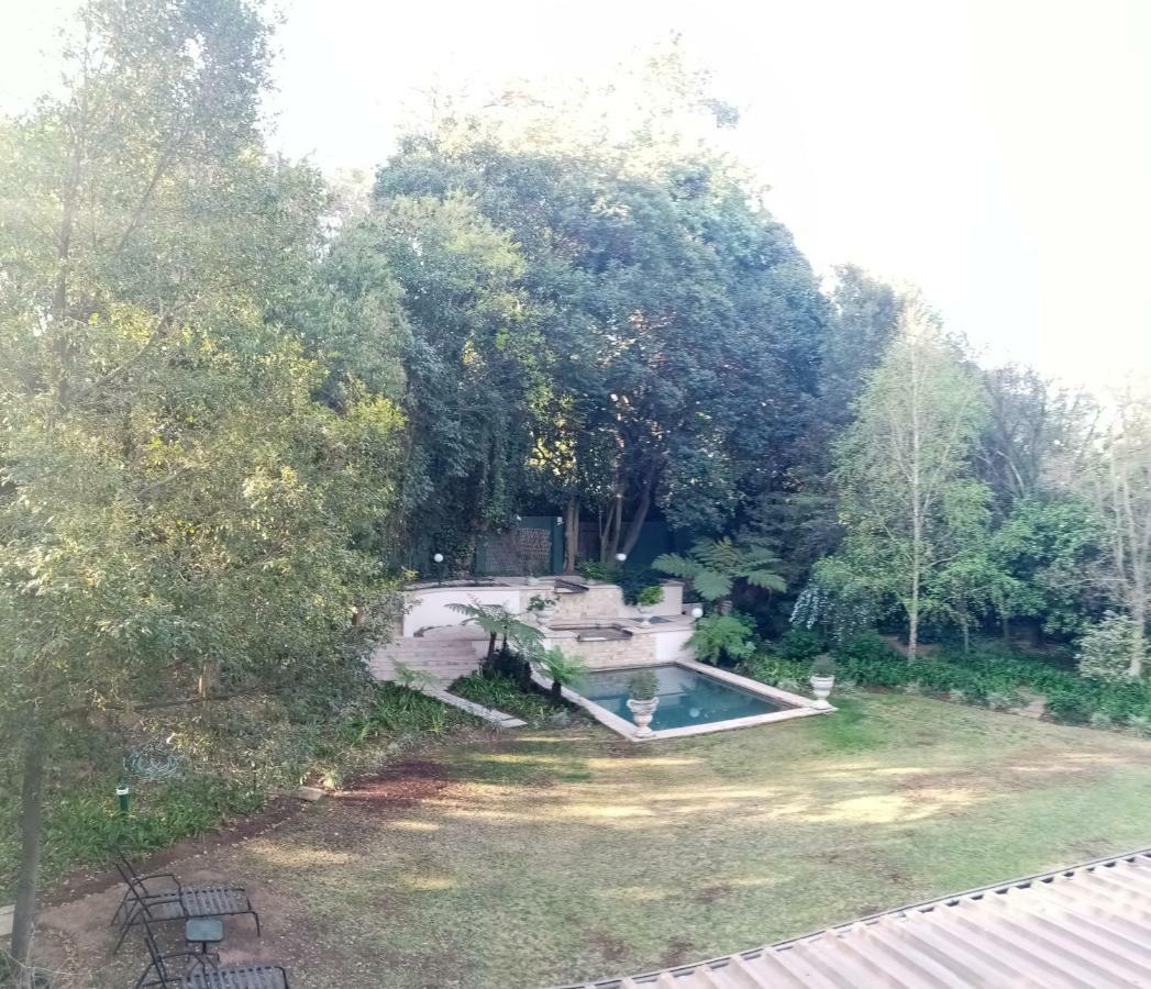 No66 Sandton Lodge Johannesbourg Extérieur photo